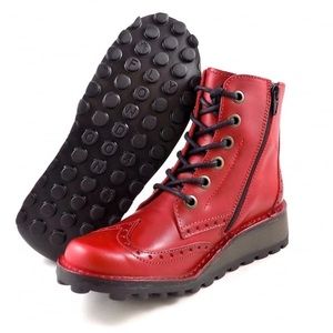 FLY LONDON Marl Brogue Detail Ankle Boot in Red